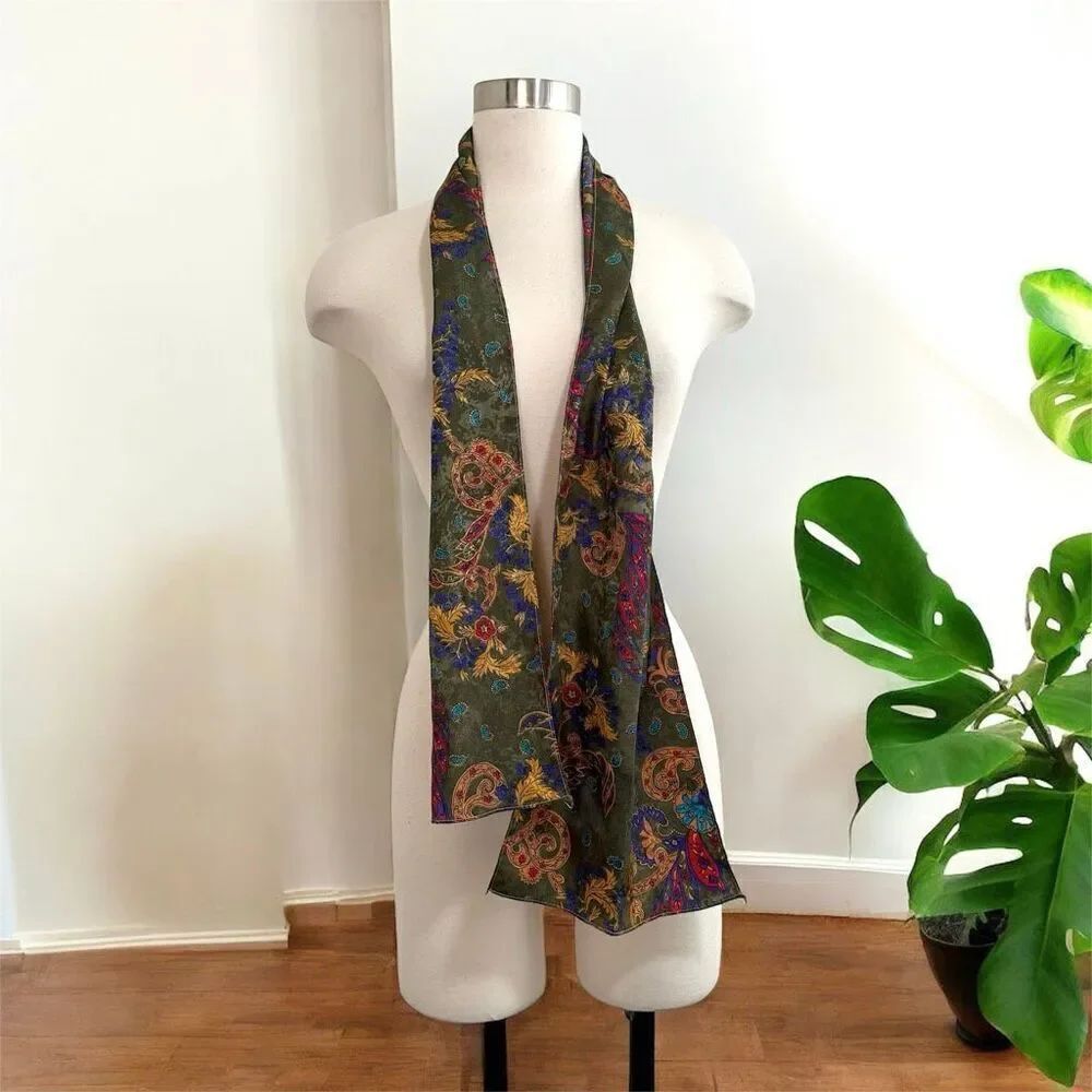 Green Ornate Tapestry Wrap Scarf Paisley Floral l Colorful Hippie Twilly